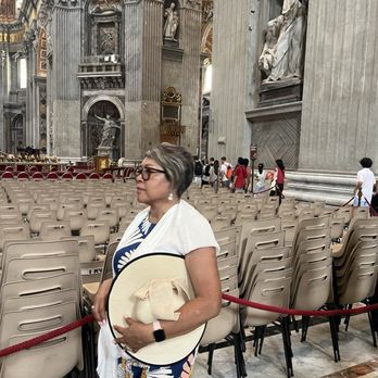 The Roman Guy - Inside the church, - Food Tours Near Me The Roman Guy - Inside the church, - Food Tours Near Me