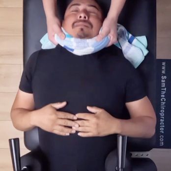 Sam The Chiropractor - Hombre De Chino CA Recibe Un Ajuste Ring Dinger® Quiropractico #quiropractico #viral #chiropractic #ringdinger - Chiropractors Near Me - Ontario, California Sam The Chiropractor - Hombre De Chino CA Recibe Un Ajuste Ring Dinger® Quiropractico #quiropractico #viral #chiropractic #ringdinger - Chiropractors Near Me - Ontario, California