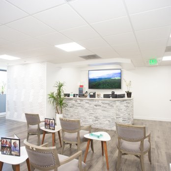 Steven J Yoon MD - Suite 545 check-out desk. - Ophthalmologists Near Me - Los Angeles, California Steven J Yoon MD - Suite 545 check-out desk. - Ophthalmologists Near Me - Los Angeles, California