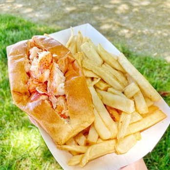 Clam Shack - Lobster Roll - Seafood Near Me - Salem, Massachusetts