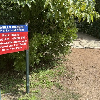 North Meadow Park - Parks Near Me - Austin, Texas