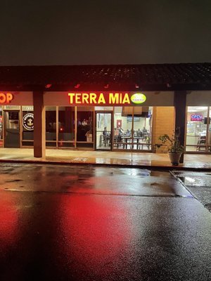 Terra Mia Pizzeria by null