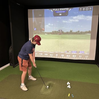 Purefect Golf Club - Rylee practicing. - Golf Lessons Near Me - Napa, California Purefect Golf Club - Rylee practicing. - Golf Lessons Near Me - Napa, California