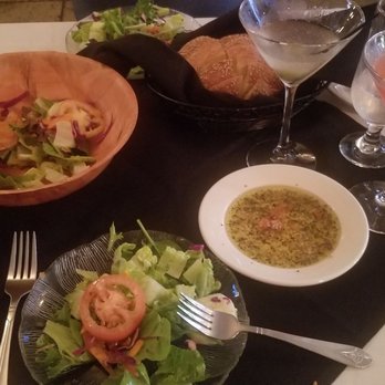 Alfredo’s Restaurant - Italian Near Me - New City, New York
