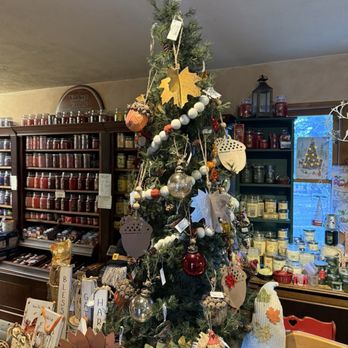 Applewood Court - Candy Stores Near Me - Wrightwood, California