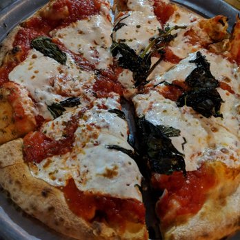 Sac's Place - Mamas Old fashioned - Pizza Near Me - Astoria, New York