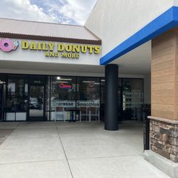 Daily Donut - Exterior