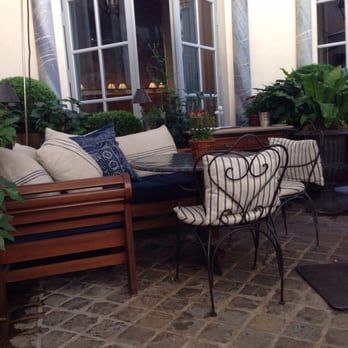 Ralph Lauren - Courtyard! - Women's Clothing Near Me - Paris, 75