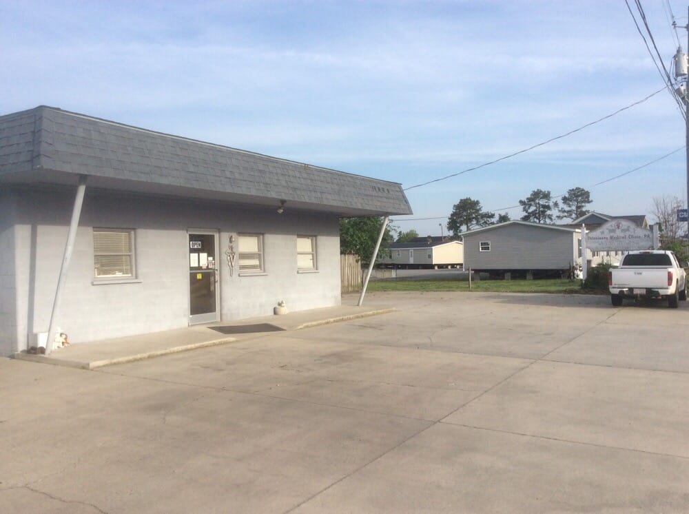 Veterinary Medical Clinic Image