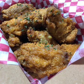 Vons Chicken Waimalu - Crispy garlic chicken - Chicken Wings Near Me - Aiea, Hawaii