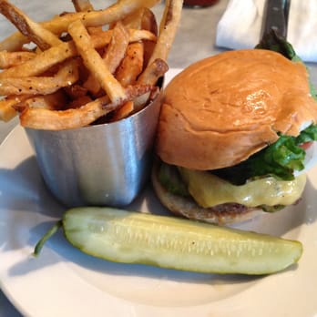 Burger Up - New American Near Me - Nashville, Tennessee