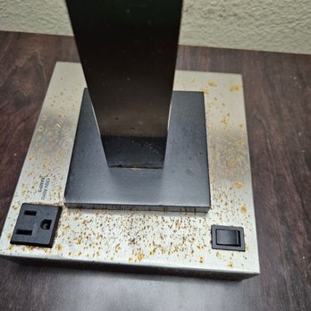Quality Inn & Suites - Rust all over each lamp. - Hotels Near Me - Bremen, Georgia