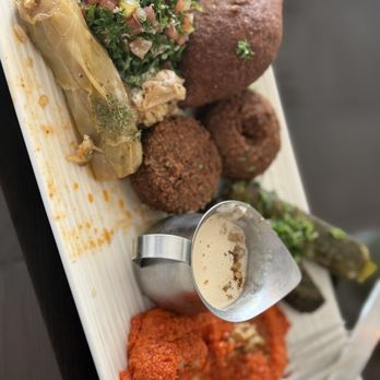 Faraon Restaurant - Mediterranean Near Me - Miami, Florida