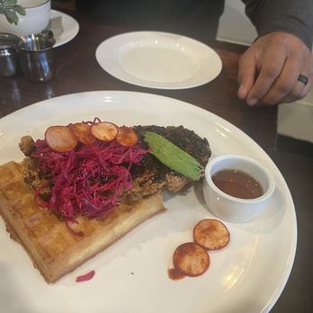 Season - Chicken n waffles - Breakfast & Brunch Near Me - Marietta, Georgia Season - Chicken n waffles - Breakfast & Brunch Near Me - Marietta, Georgia