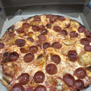 Modern Apizza - Pepperoni Pizza - Pizza Near Me - New Haven, Connecticut Modern Apizza - Pepperoni Pizza - Pizza Near Me - New Haven, Connecticut