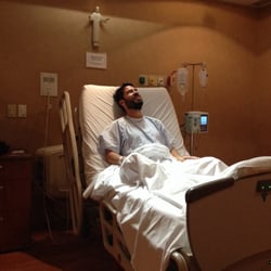 Hospital San Jose - Foto mientras estuve internado en el HSJ. ¡Los cuartos son muy cómodos, espaciosos y con ventana!