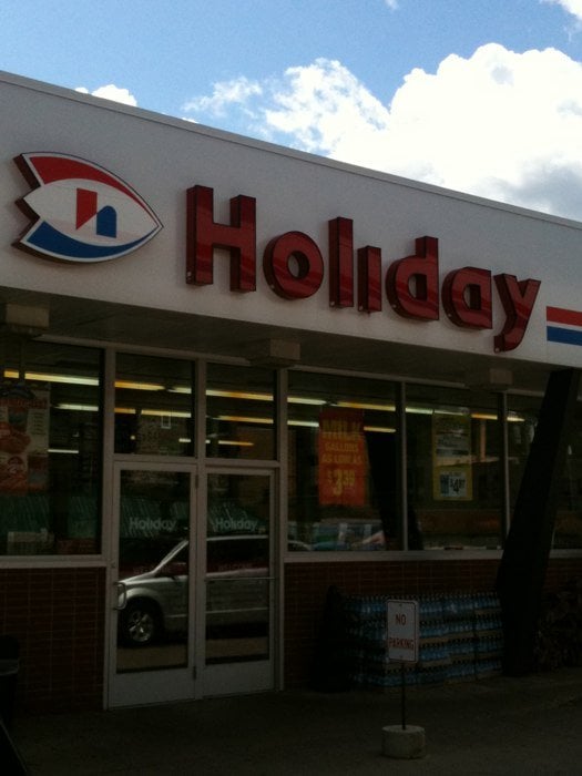 HOLIDAY STATION STORE Updated August 2024 118 Hancock St, Hancock