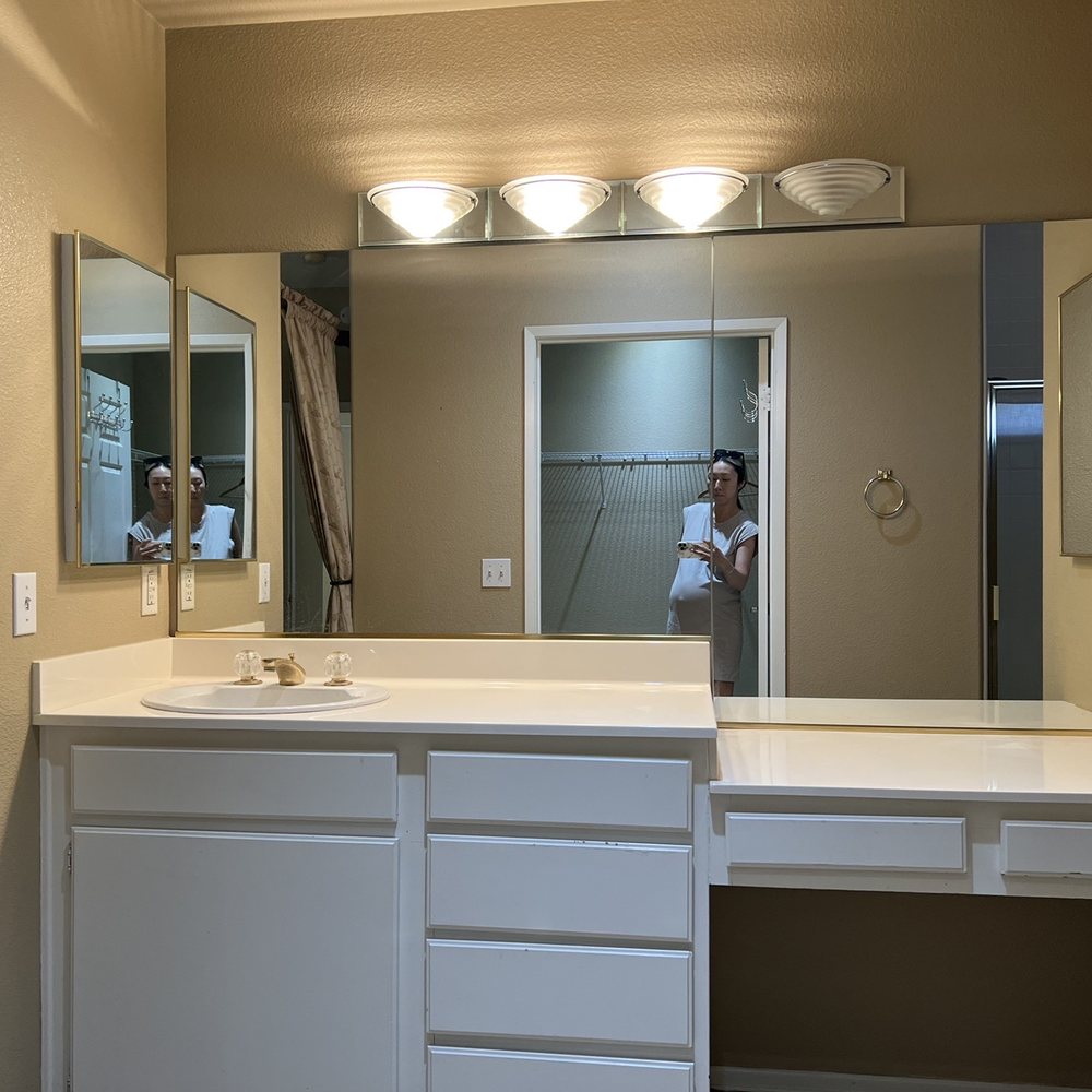 DeWolf Construction & Renovations - Master Bath - Before - General Contractors Near Me - Rancho Mirage, California DeWolf Construction & Renovations - Master Bath - Before - General Contractors Near Me - Rancho Mirage, California