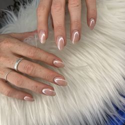 Blooming Nails and Spa