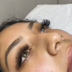 LashBar Escondido - Volume lashes by Frida