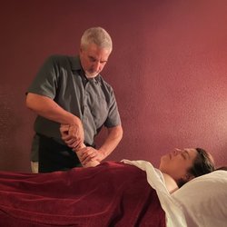 Sierra Foothills Massage - Wrist mobilization