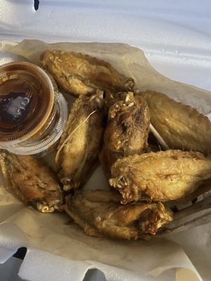 Hooters by null