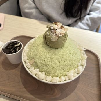 Cafe Auburndale - Matcha Green Tea Bingsoo - Coffee & Tea Near Me - Flushing, New York