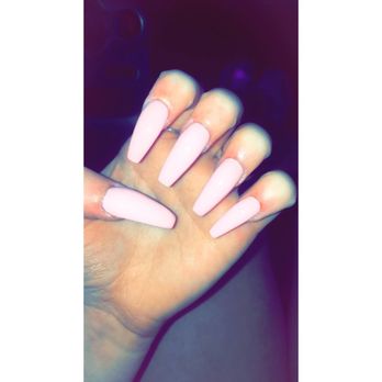 Luxx Nails & Beyond - Nail Salons Near Me - Tampa, Florida