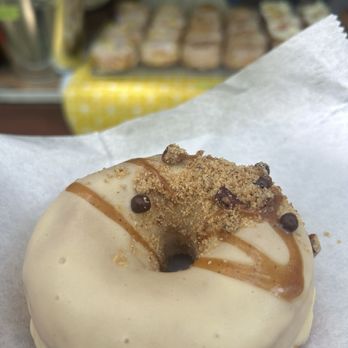 Fan-Fan Doughnuts - Donuts Near Me - Brooklyn, New York Fan-Fan Doughnuts - Donuts Near Me - Brooklyn, New York
