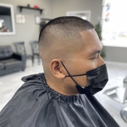 Razor House Barbershop - Haircut