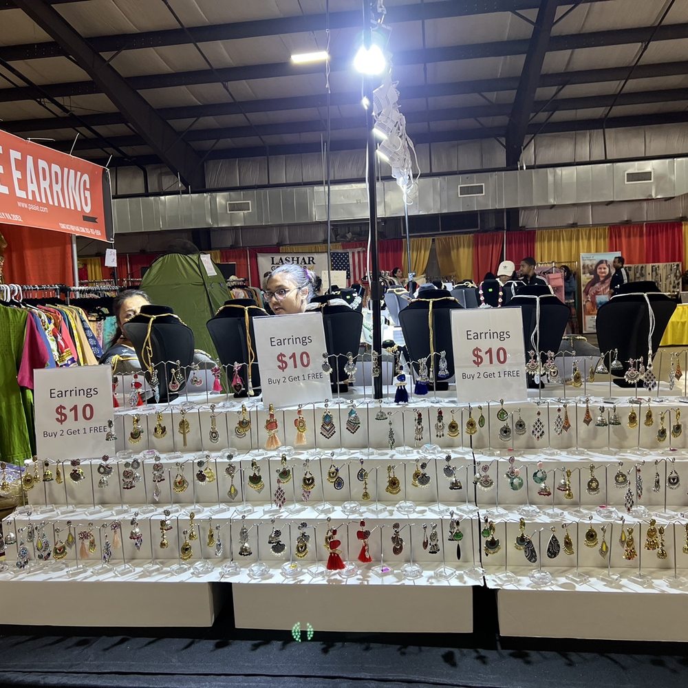 Howard County Fairgrounds - Fashion & Jewelry - Venues & Event Spaces Near Me - West Friendship, Maryland Howard County Fairgrounds - Fashion & Jewelry - Venues & Event Spaces Near Me - West Friendship, Maryland