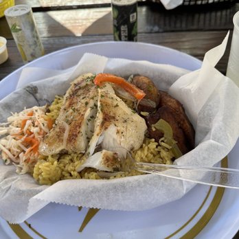 Twistt340 - Snapper with mango slaw seasoned rice and plantains - Caribbean Near Me - St. Thomas, Virgin Islands Twistt340 - Snapper with mango slaw seasoned rice and plantains - Caribbean Near Me - St. Thomas, Virgin Islands