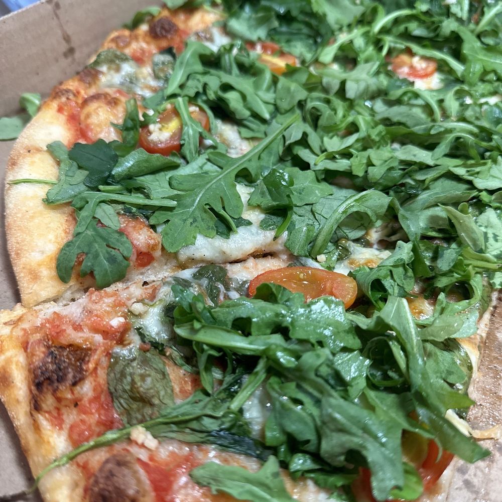 Makahoa Pizza - Garlic and Greens - Pizza Near Me - Kahuku, Hawaii Makahoa Pizza - Garlic and Greens - Pizza Near Me - Kahuku, Hawaii