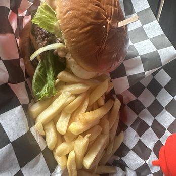 Burgers@ Apollo - The Apollo - Burgers Near Me - Camp Springs, Maryland