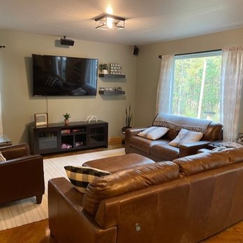 Deadwood Connections - Living Room. Hilltop Cabin Deadwood Connections - Vacation Rentals Near Me - Rapid City, South Dakota Deadwood Connections - Living Room. Hilltop Cabin Deadwood Connections - Vacation Rentals Near Me - Rapid City, South Dakota