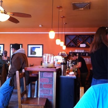 Gutiz - Cozy/modern cute restaurant/coffee shop - Breakfast & Brunch Near Me - Taos, New Mexico