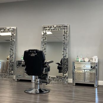 Sharan's Threading Boutique - Love the chandelier! - Threading Services Near Me - Fremont, California Sharan's Threading Boutique - Love the chandelier! - Threading Services Near Me - Fremont, California