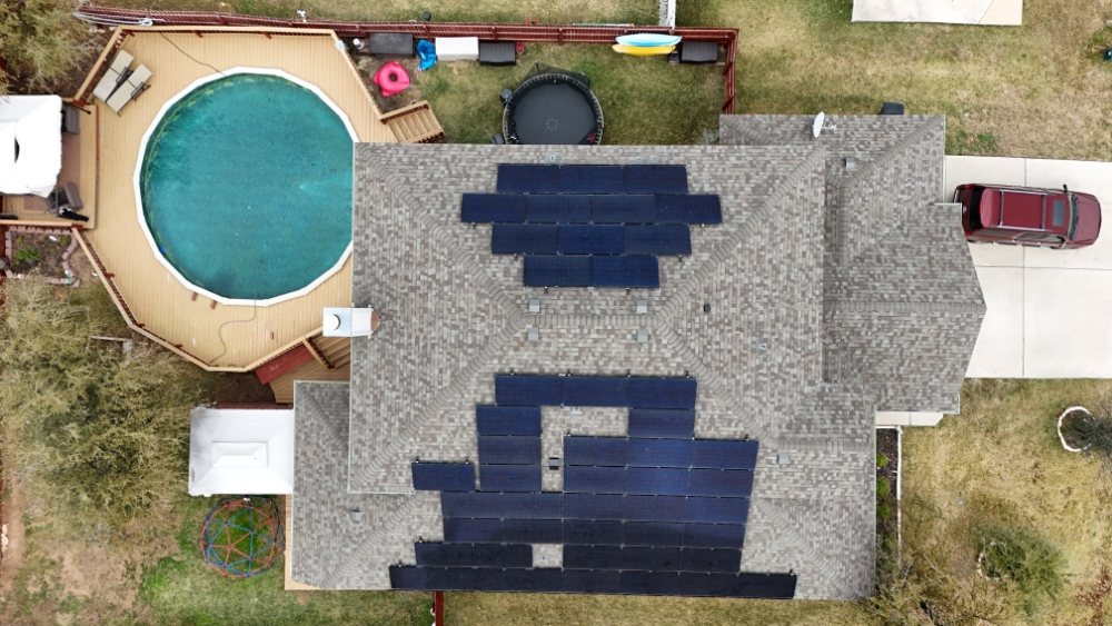 Slide of Jaybird Roofing