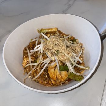 Thai Lotus Kitchen - Pad Thai Noodles - Thai Near Me - Dallas, Texas Thai Lotus Kitchen - Pad Thai Noodles - Thai Near Me - Dallas, Texas
