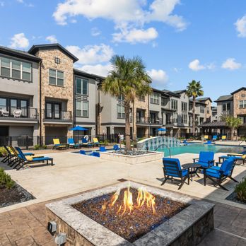 Arrabella Luxury Townhomes - Apartments Near Me - Houston, Texas Arrabella Luxury Townhomes - Apartments Near Me - Houston, Texas