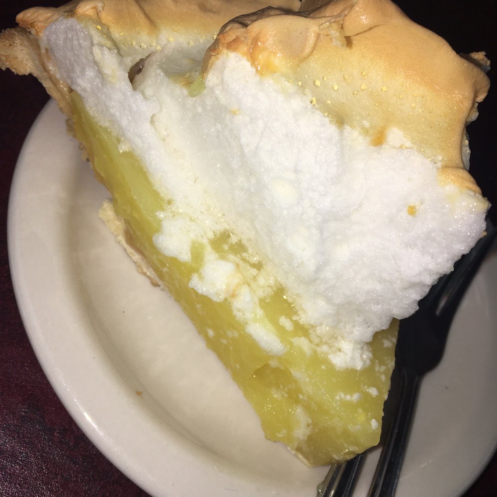 Carriage Crossing Restaurant and Bakery - Lemon meringue pie - Bakeries Near Me - Yoder, Kansas Carriage Crossing Restaurant and Bakery - Lemon meringue pie - Bakeries Near Me - Yoder, Kansas