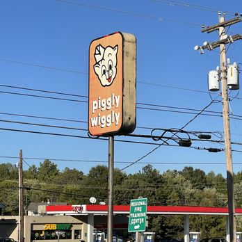 Piggly Wiggly - Sign - Grocery Near Me - Danville, Virginia Piggly Wiggly - Sign - Grocery Near Me - Danville, Virginia