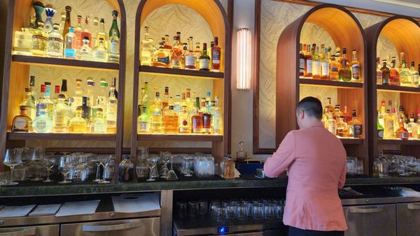 Sra. Martinez by null