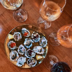 Living Room Wines - Happy hour oysters pop up & wines