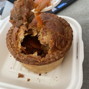 Pleasant House Pub - Steak and Ale Pie - British Near Me - Chicago, Illinois Pleasant House Pub - Steak and Ale Pie - British Near Me - Chicago, Illinois