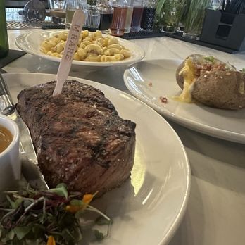 Dapper Dine & Lounge - New York, baked potato and Mac and cheese w/bacon - Cocktail Bars Near Me - Riverside, California