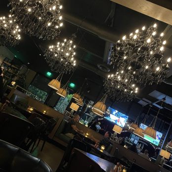 Culinary Dropout - Interior is pretty - New American Near Me - San Diego, California Culinary Dropout - Interior is pretty - New American Near Me - San Diego, California