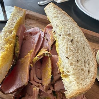 Lester's Deli - 5/5 - Delis Near Me - Henderson, Nevada