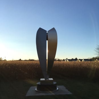 Meadowbrook Park - Parks Near Me - Urbana, Illinois