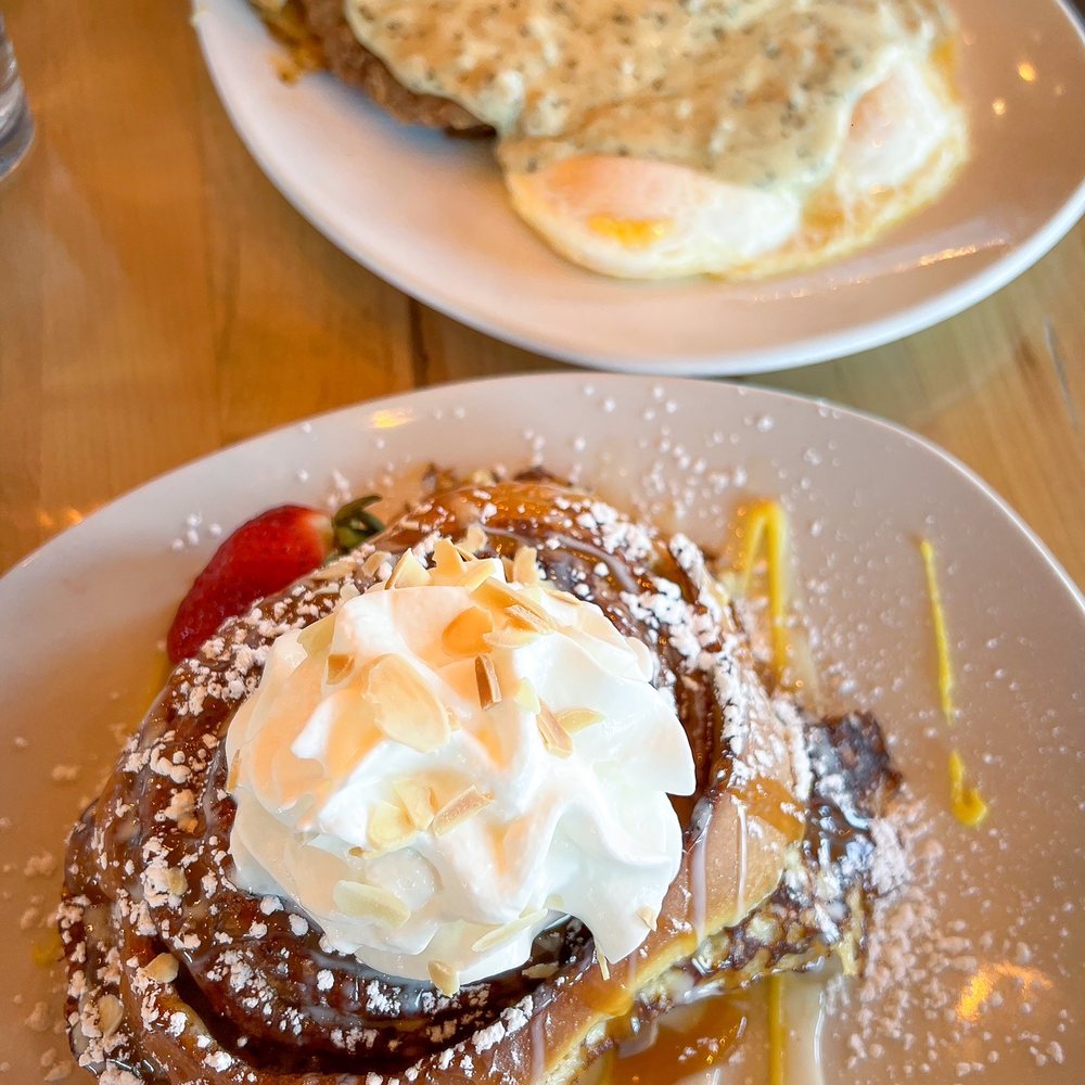 Sunshine Breakfast Bar - Cinnamon Roll French Toast, chicken Fried Steak - Breakfast & Brunch Near Me - Phoenix, Arizona Sunshine Breakfast Bar - Cinnamon Roll French Toast, chicken Fried Steak - Breakfast & Brunch Near Me - Phoenix, Arizona